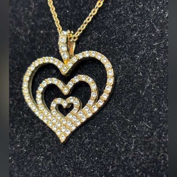 Nolan Miller Glamour Collection Gracious Heart Pendant Necklace 16” chain - Picture 1 of 9